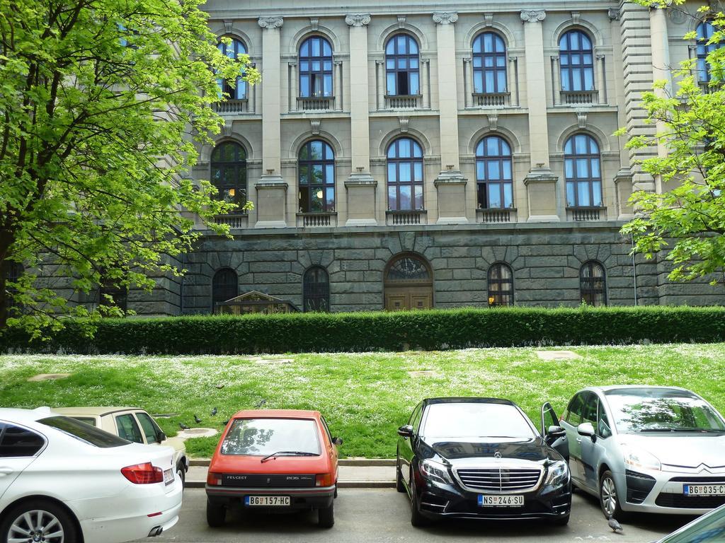 Apartment Parliament Park Beograd Eksteriør bilde