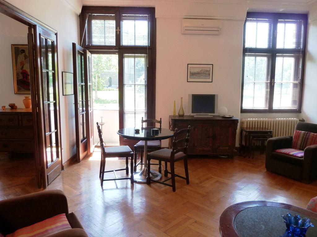 Apartment Parliament Park Beograd Eksteriør bilde